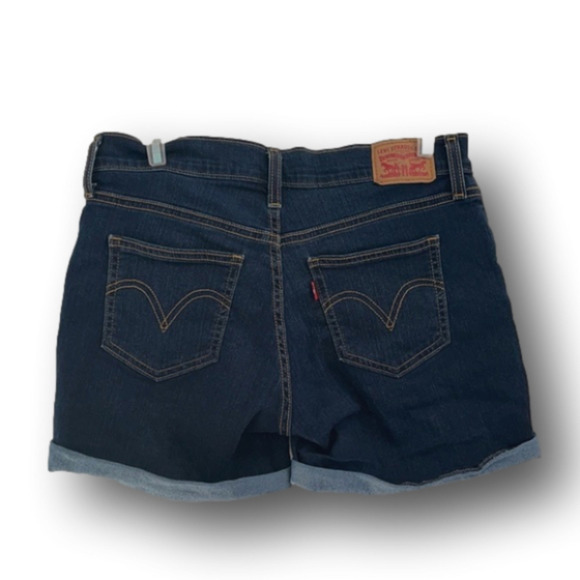 Levis Denim Shorts, lighter with stretch.. - Picture 1 of 5